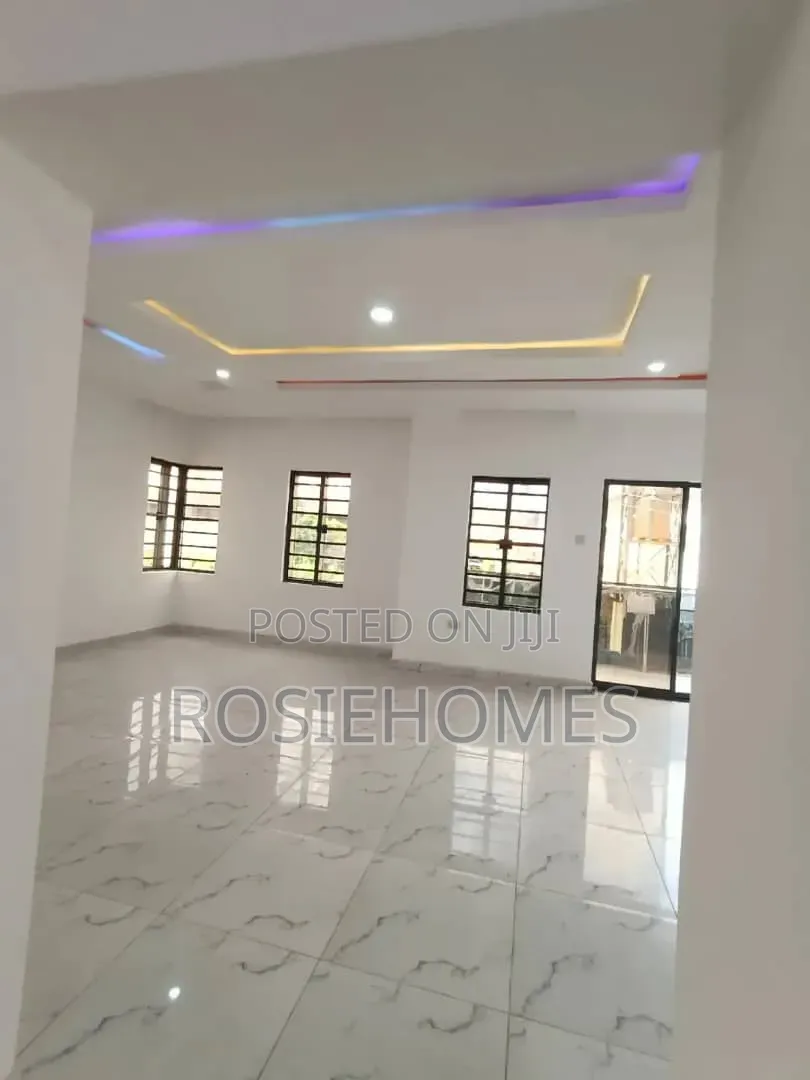 4bdrm Duplex in Metro Homes, Sangotedo for rent in Sangotedo