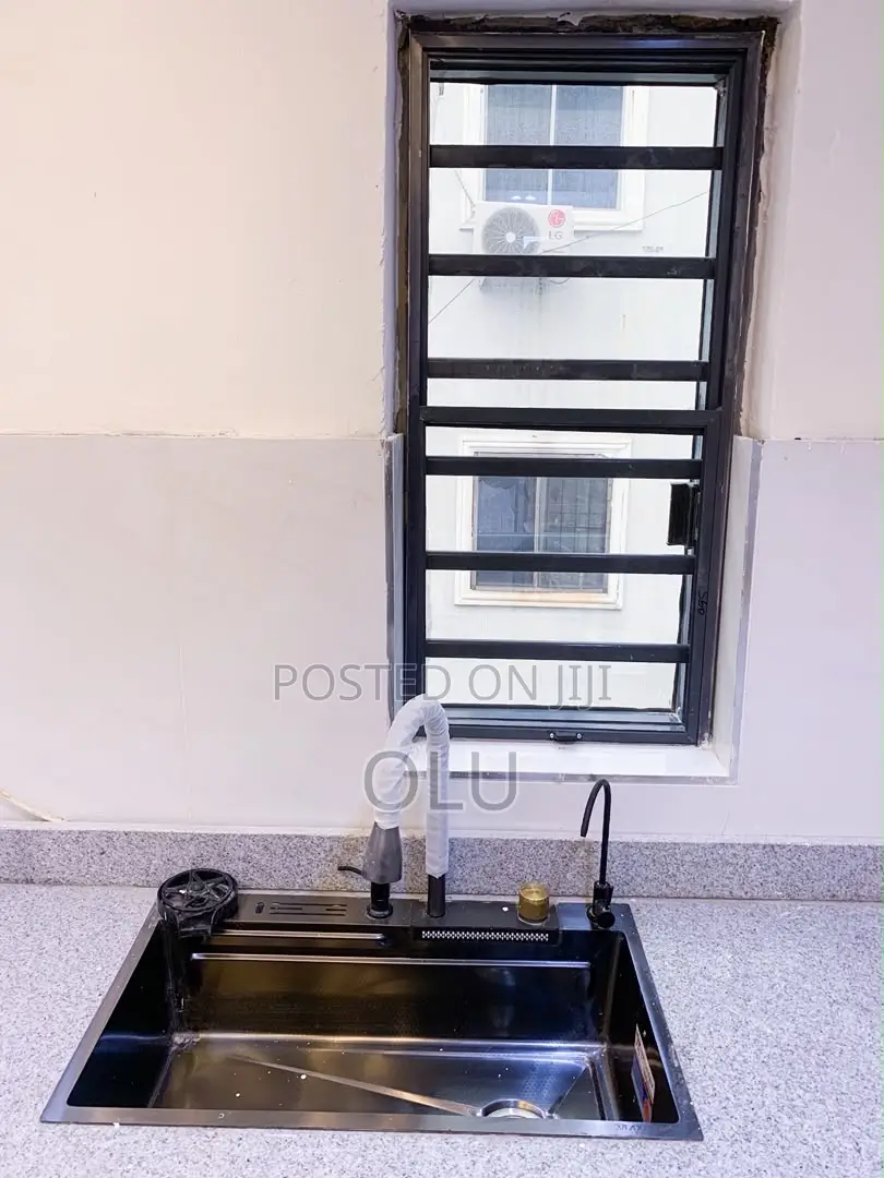 Furnished 2bdrm Block of Flats in Yaba Lagos, Alagomeji for sale in Alagomeji