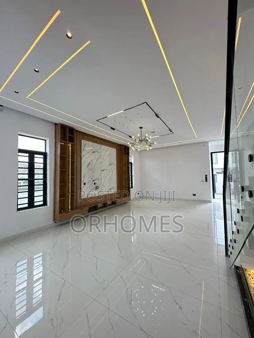 5bdrm Duplex in VGC / Ajah for sale in VGC / Ajah