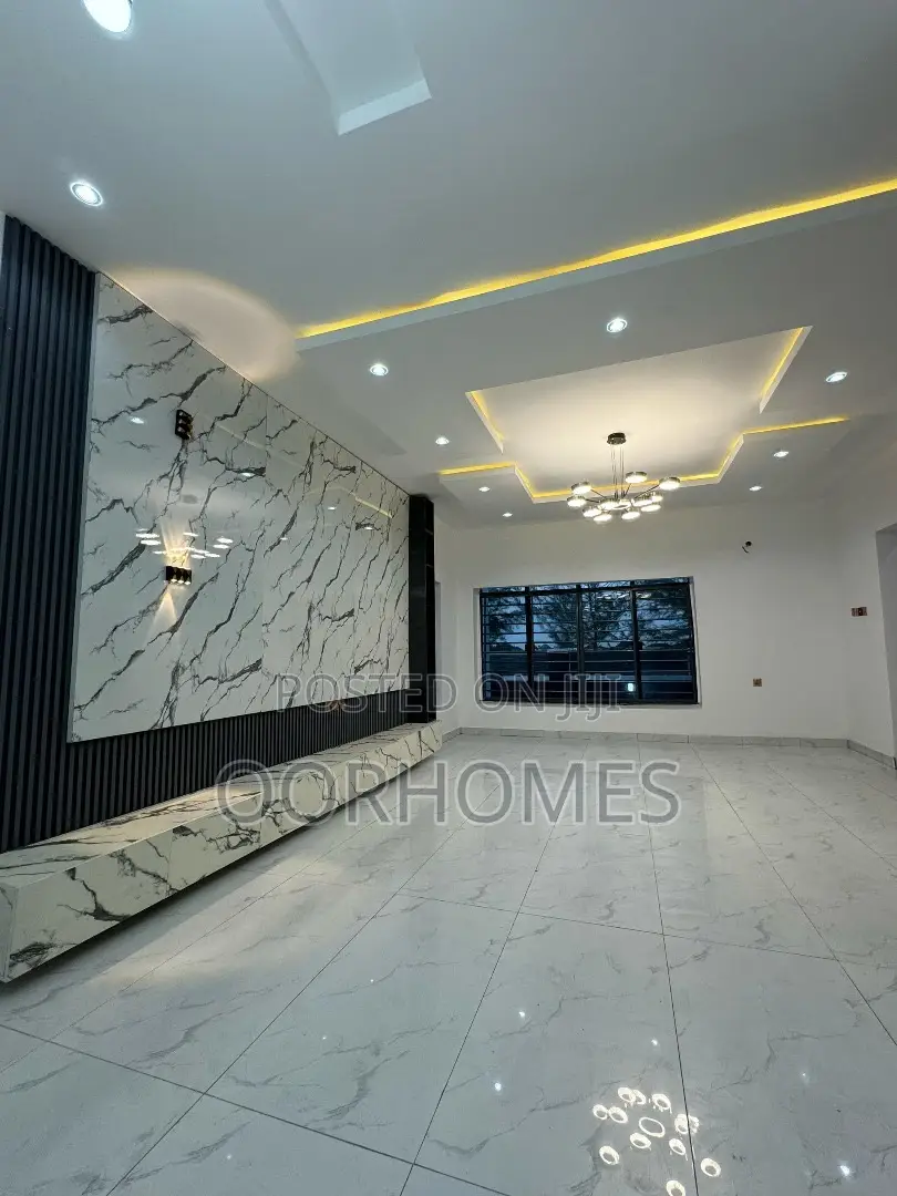 5bdrm Duplex in Abraham Adesanya Estate for sale in Abraham Adesanya Estate