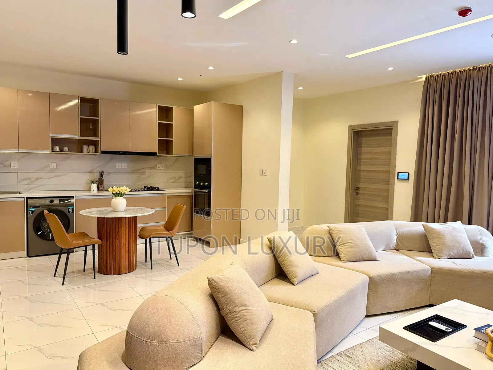 Luxury 2bedroom With a Suspended Pool, 24/7 Electricity Etc in Lekki Phase 1