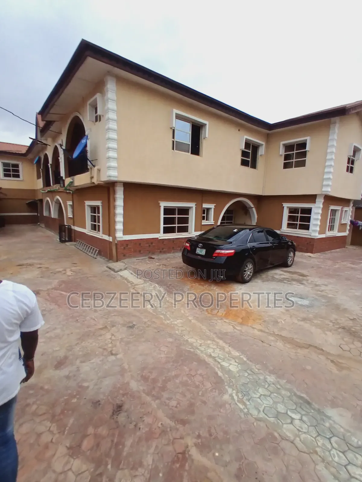 3bdrm Block of Flats in Unique Estate, Ifo for rent in Ifo