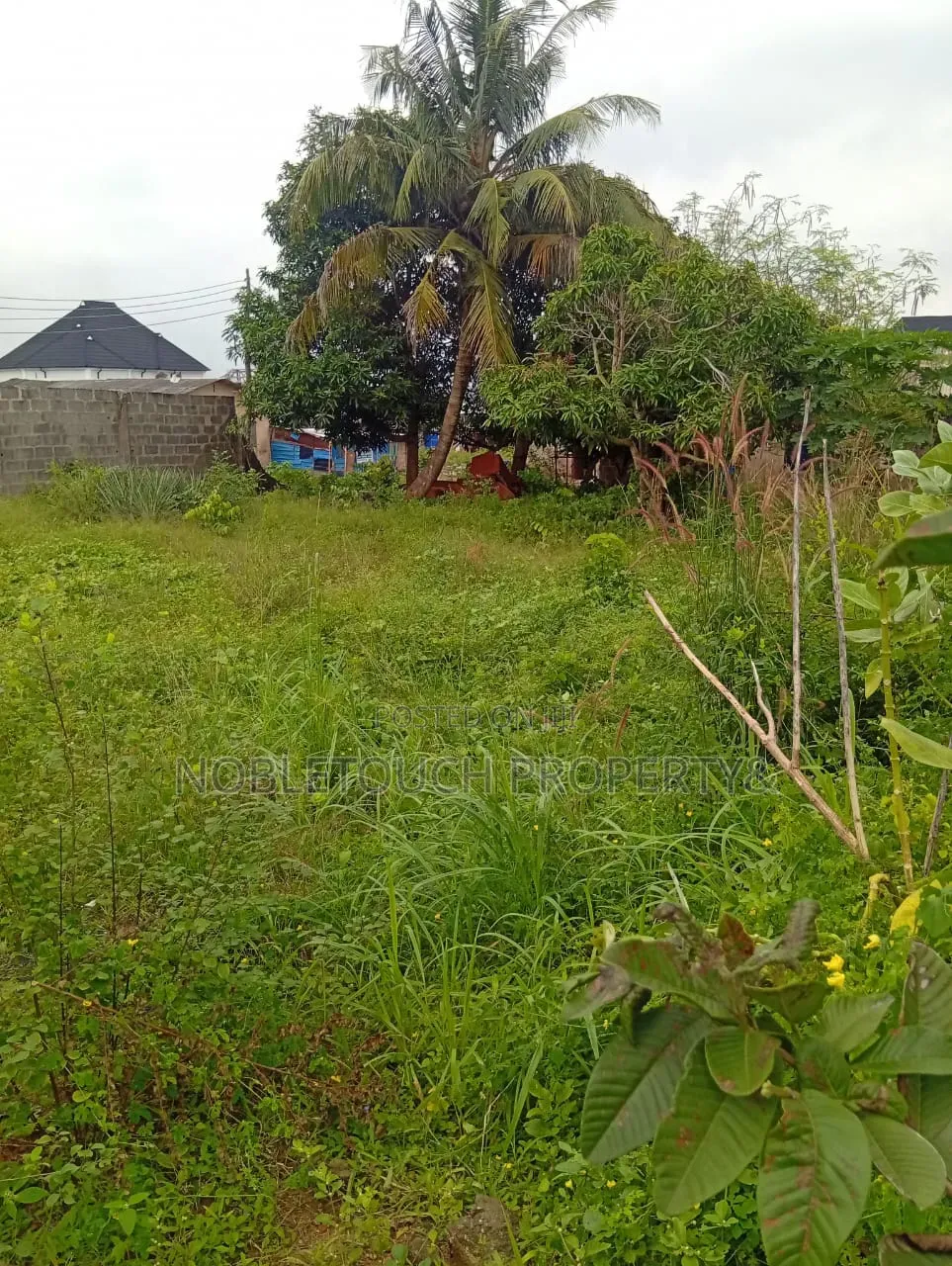 3bdrm Block of Flats in Ijagemo Ikotun for sale in Ijegun
