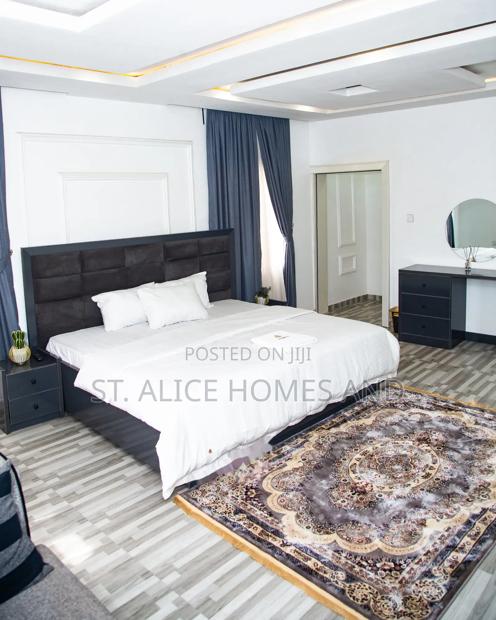 Asaka Amara 4 Bedroom Apartment With Furnished Luxurious Office in Central Business District