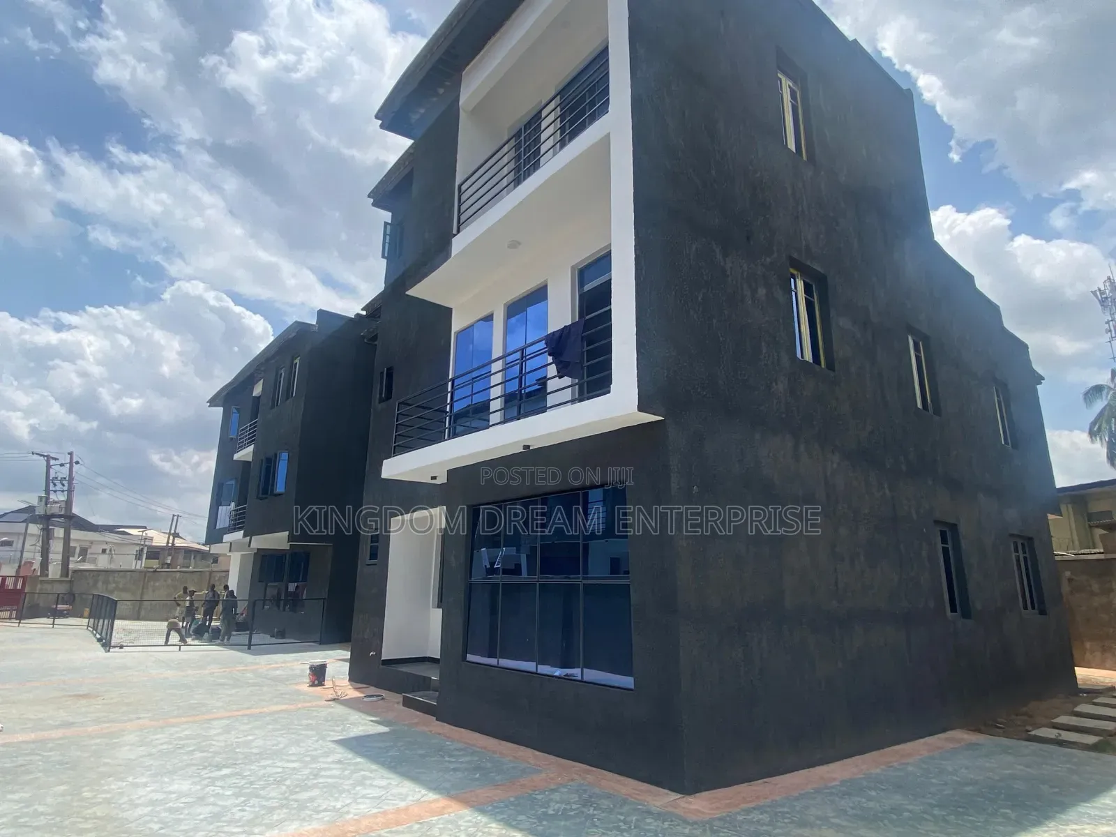 4bdrm Duplex in Ogba Gra for sale in Ogba GRA