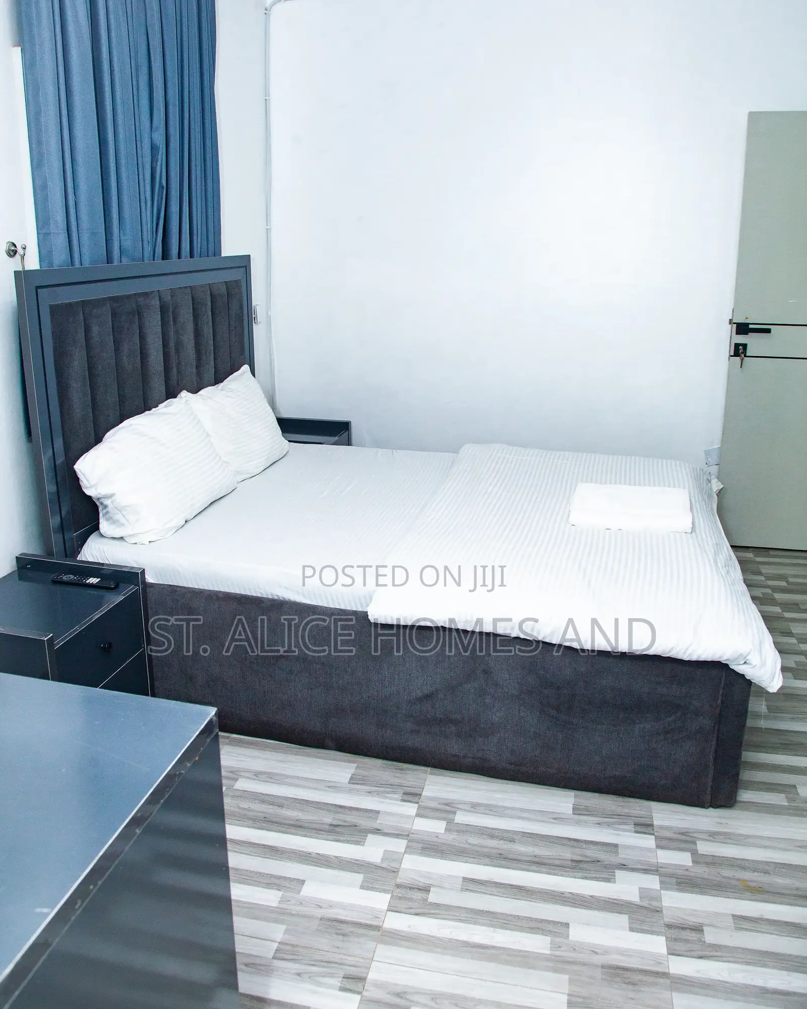 Asaka Amara 3 Bedroom Apartment With Furnished Luxurious Office in Central Business District
