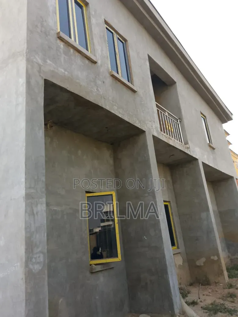 4 Bedroom Standalone Duplex (Office Space) in Kaura for Rent in Kaura