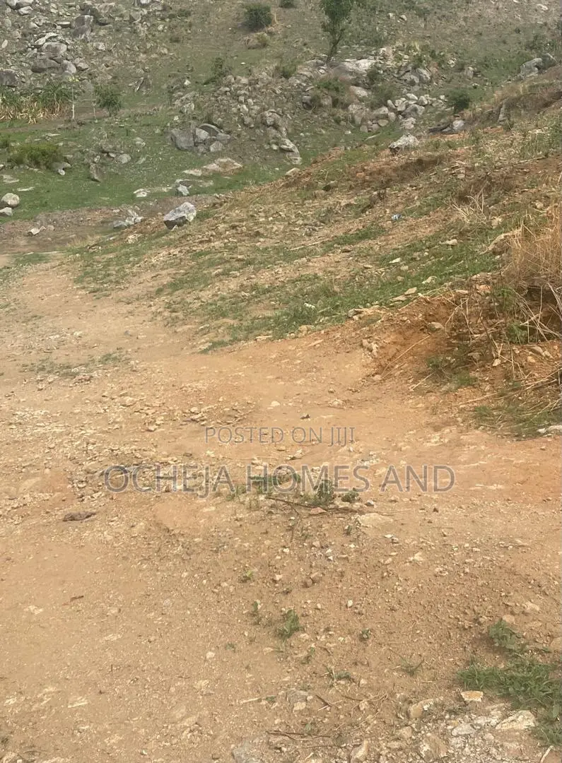 2.3 Hectares (Kubwa Gbazango) in Kubwa