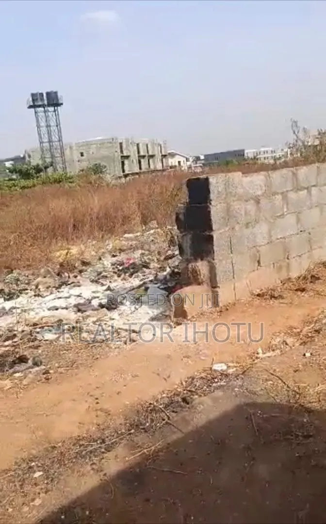 4400sqm, Residential, FCDA R of O and C of O Fully Paid For, Tarred Rd in Jahi