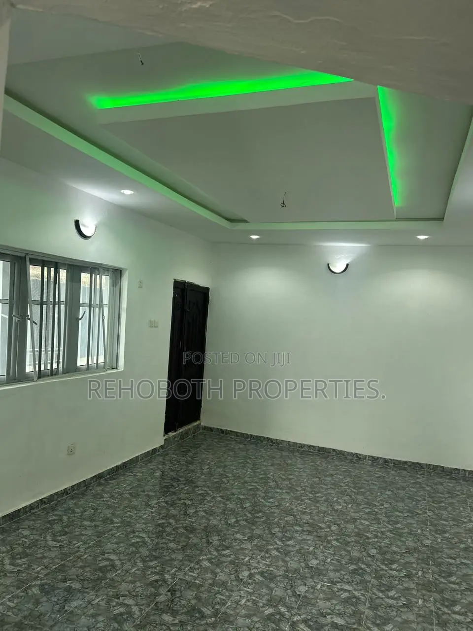 3bdrm Apartment in Idi Ahun Elebu, Akala Express for rent in Akala Express