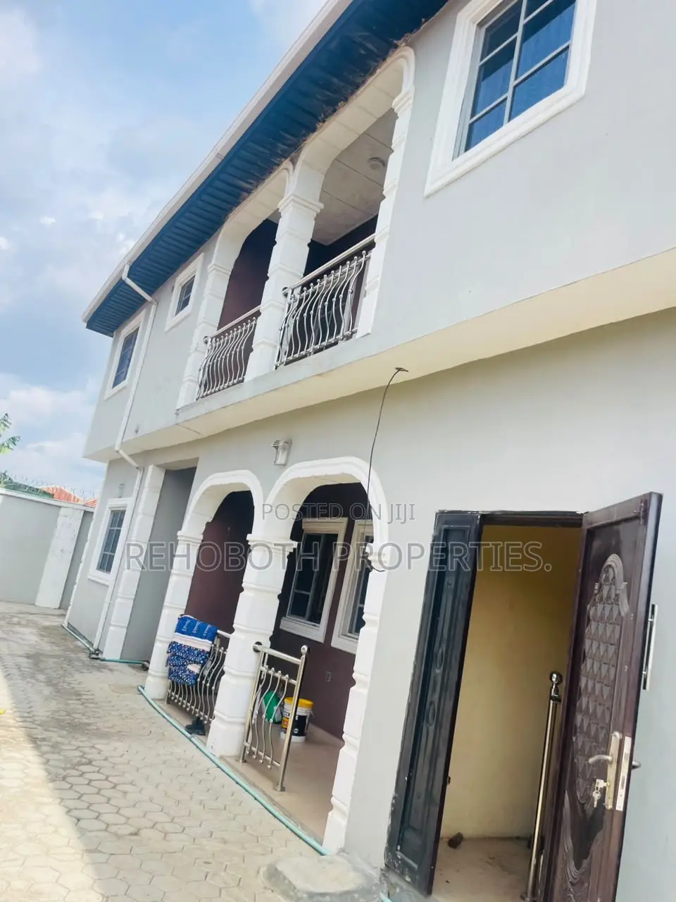 3bdrm Apartment in Abeese Elebu, Akala Express for rent in Akala Express