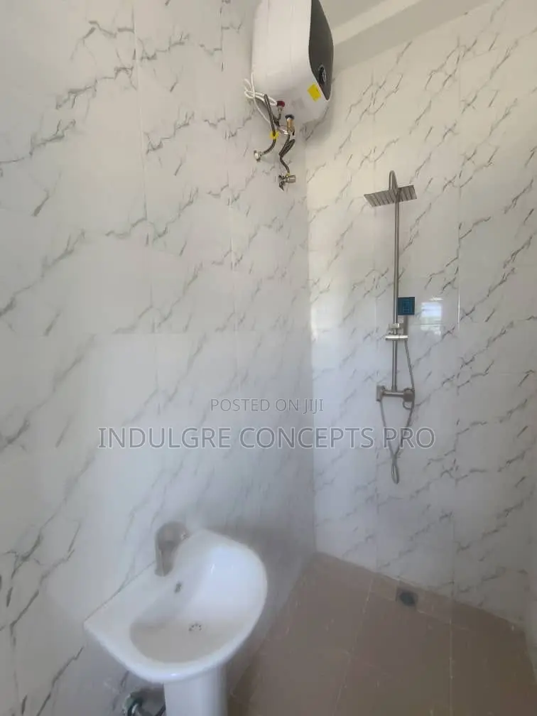 2bdrm Apartment in 1R Estate, Lugbe District for rent in Lugbe District