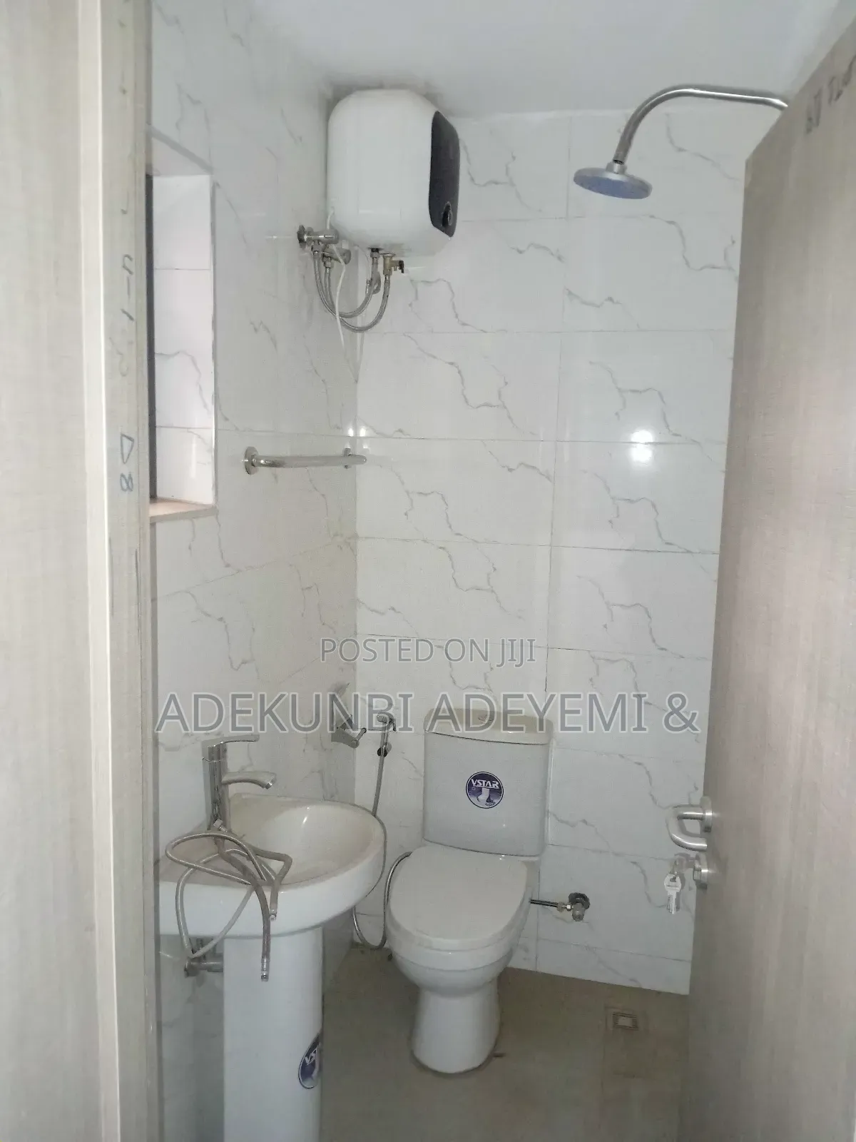 6bdrm Duplex in Jahi for sale in Jahi