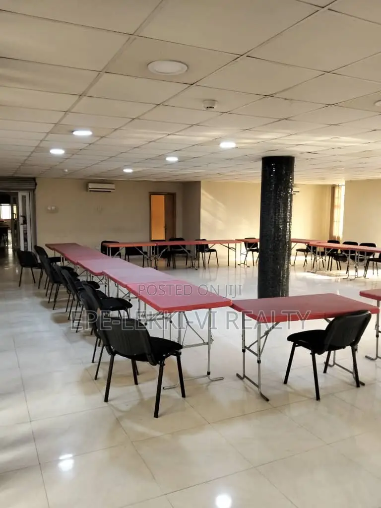 Lease | 700sqm Office Space on Three Floors in Ikeja in Ikeja