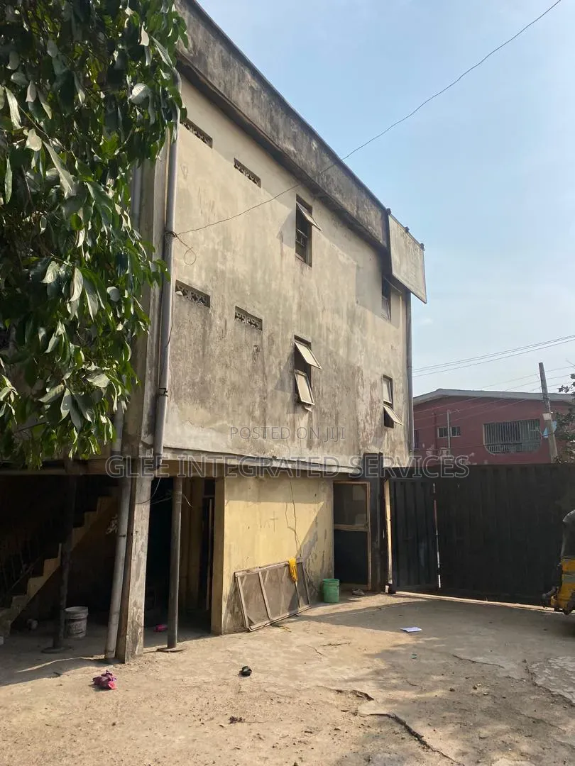 Warehouse for Sales in Oke-Afa