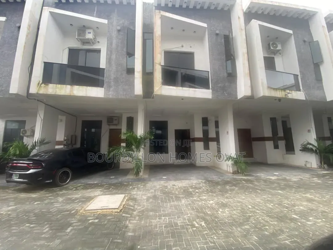 2bdrm Duplex in Ikota Villa for rent in Ikota