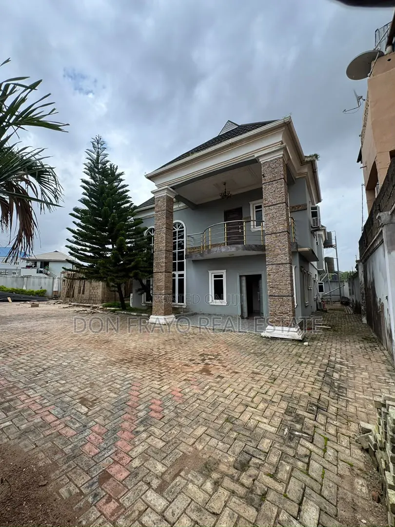 5bdrm Duplex in Adewunmi Layout, Ojoo for sale in Ojoo