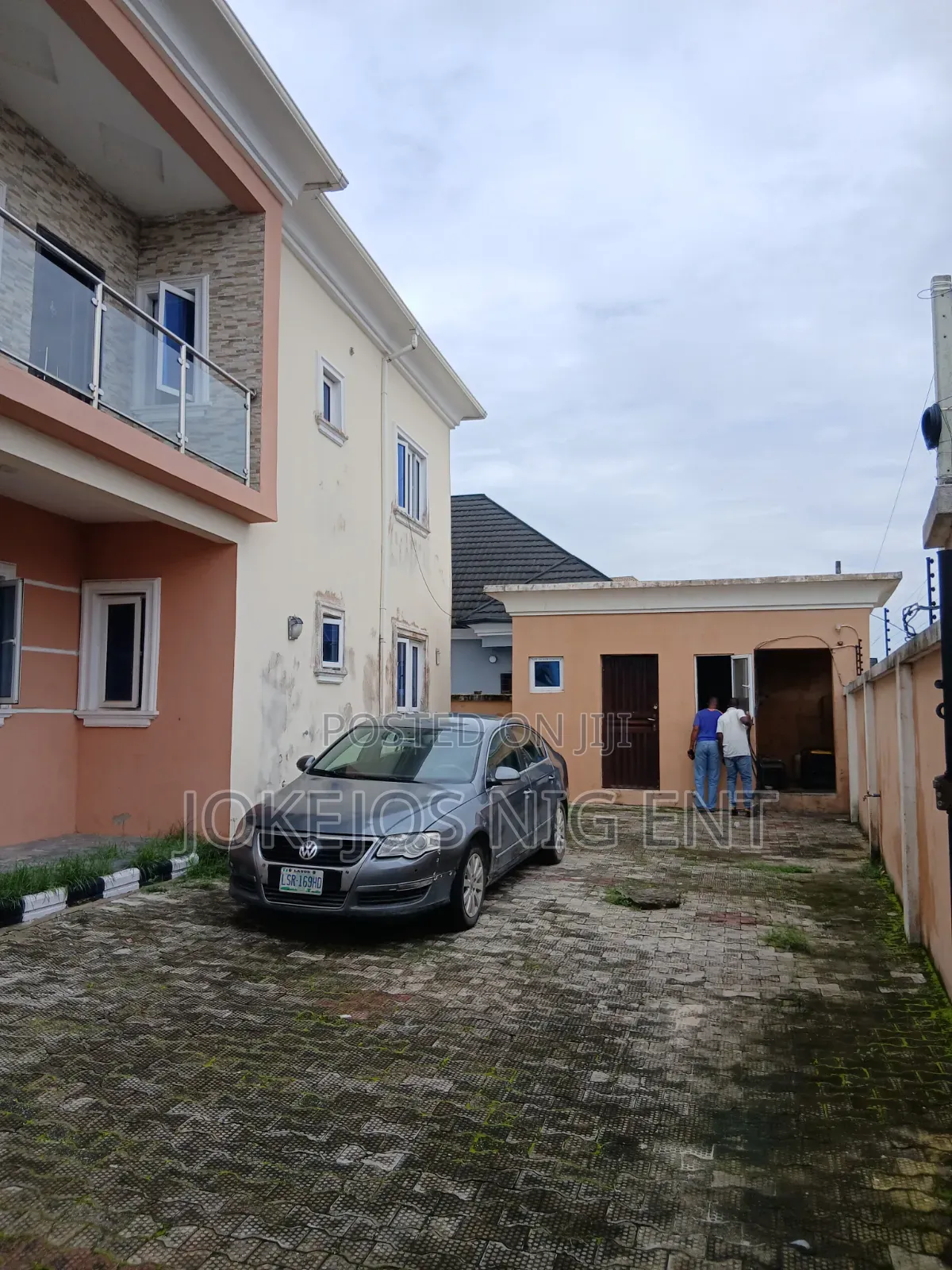 10bdrm Block of Flats in Billonian Estate, Awoyaya for sale in Awoyaya