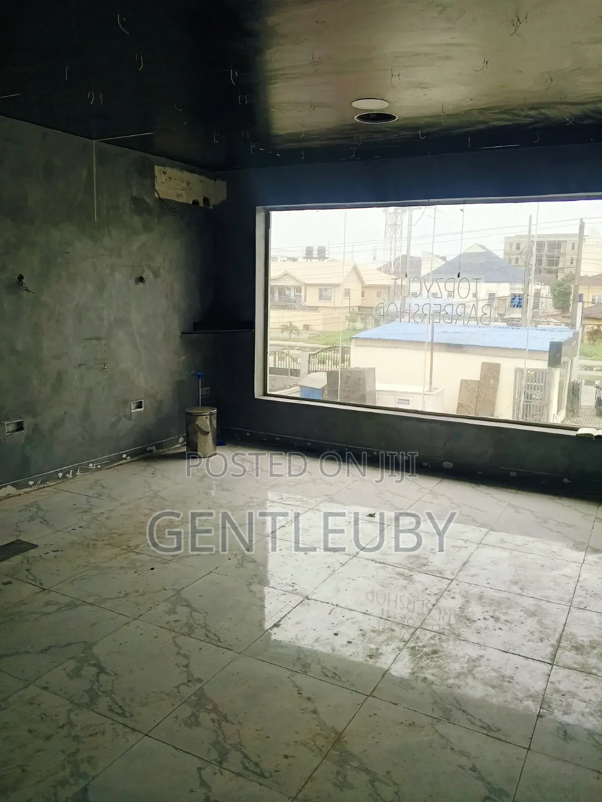 A 42 SQM Office Space for Rent,Lekki Phase.1 in Lekki Phase 1
