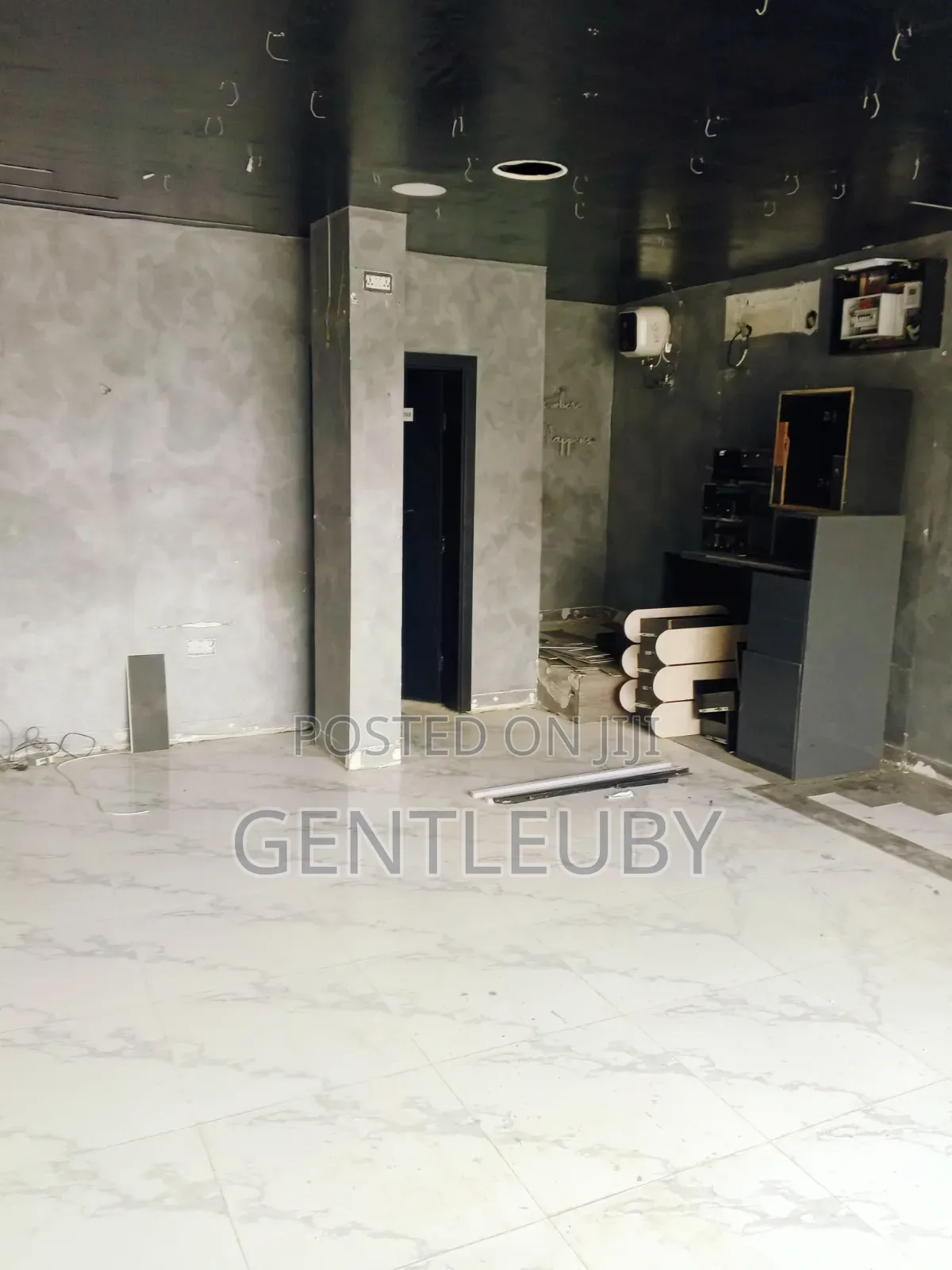 A 42 SQM Office Space for Rent,Lekki Phase.1 in Lekki Phase 1