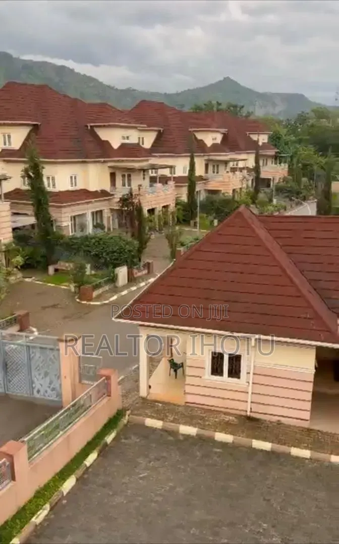 5bdrm Block of Flats in Maitama for sale in Maitama