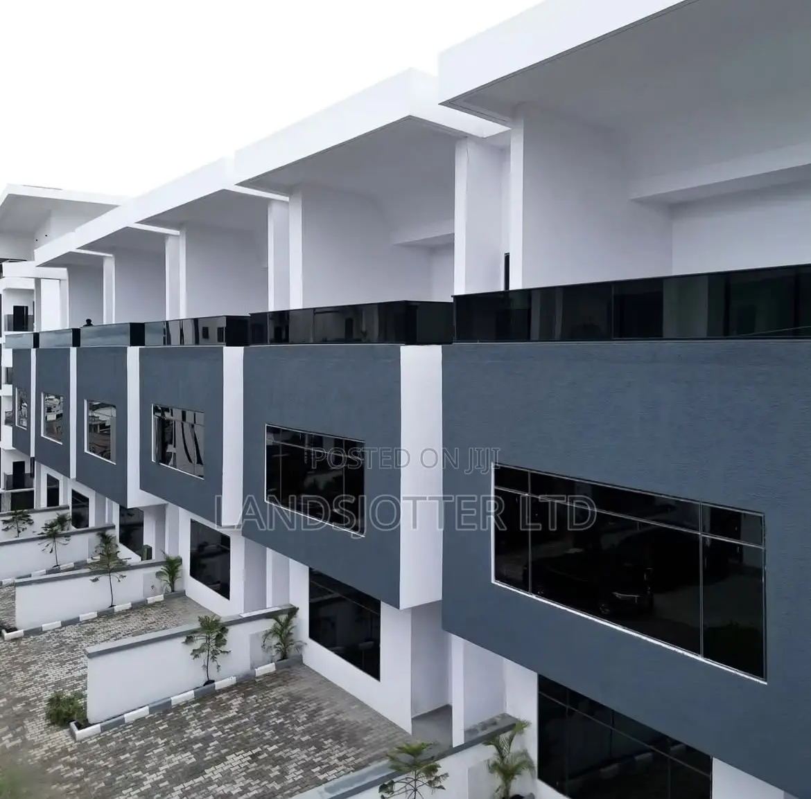 Furnished 4bdrm Duplex in Landsjotter Limited, Guzape District for sale in Guzape District