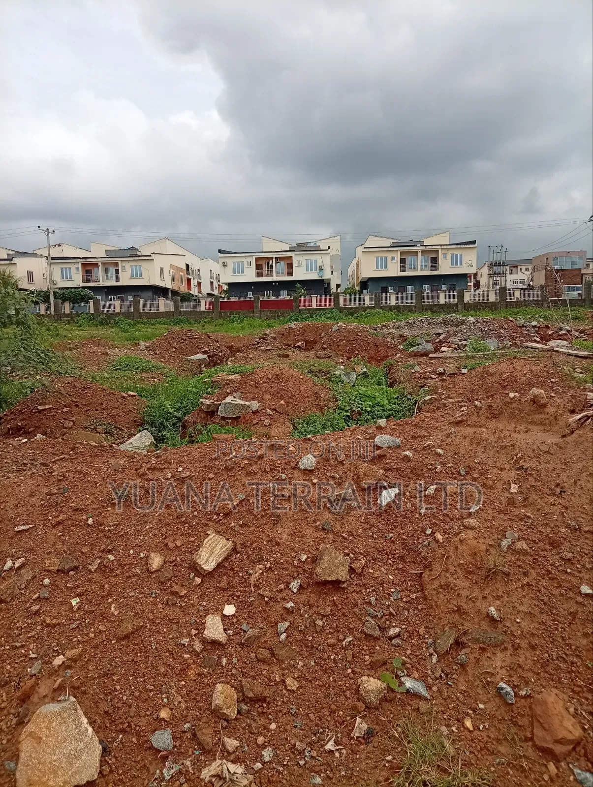 3bdrm Block of Flats in Mary Louise, Mbora for sale in Mbora