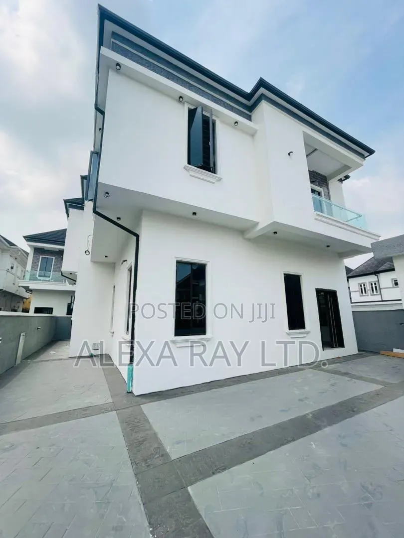 5bdrm Duplex in Ikota for rent in Ikota