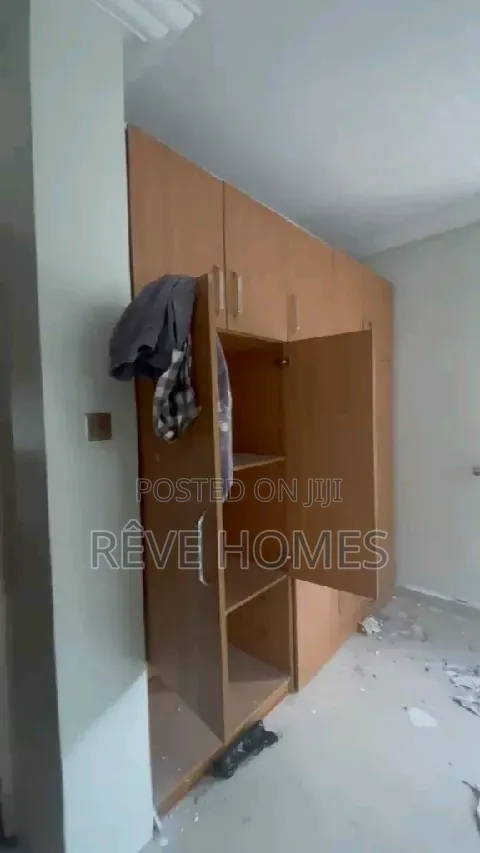 3bdrm Block of Flats in Ketu-Alapere for rent in Ketu-Alapere