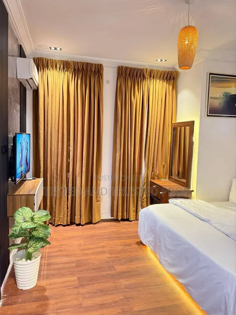 Furnished 3bdrm Apartment in Lekki Phase 1 Lekki for rent in Lekki Phase 1