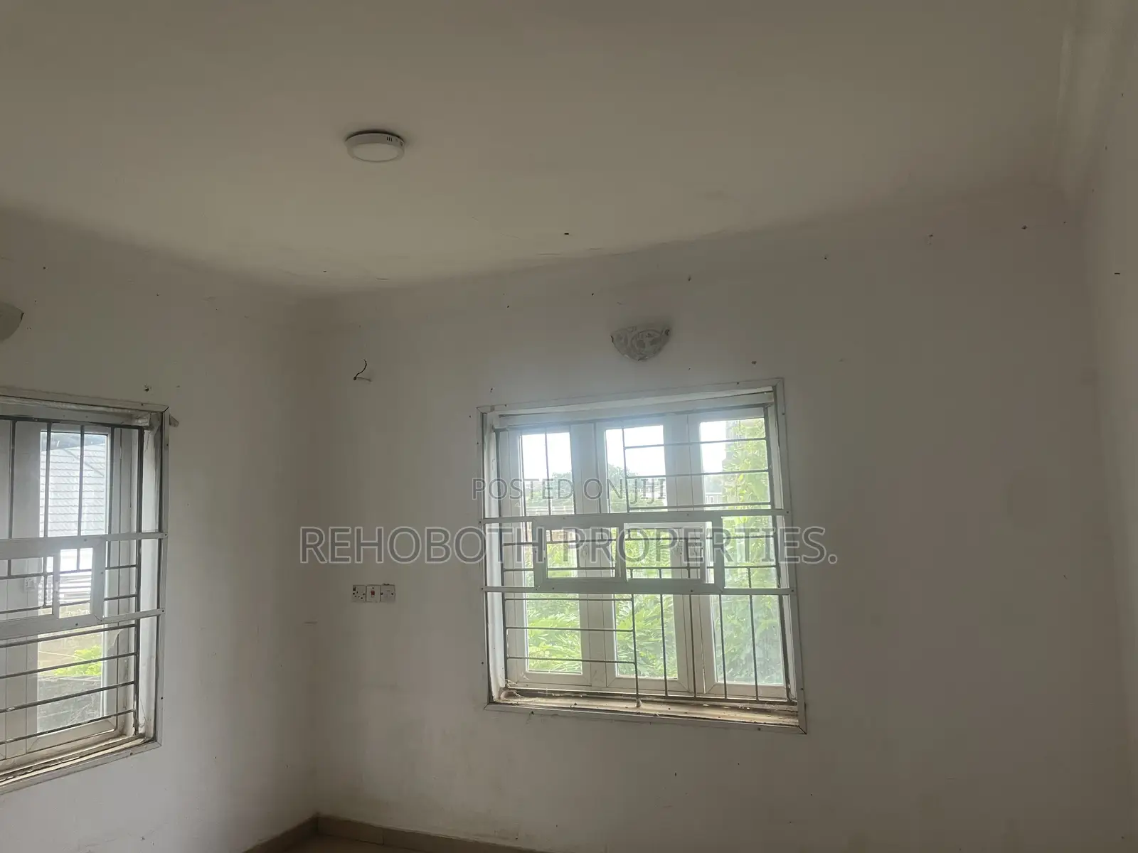 3bdrm Bungalow in Green View Estate, Akala Express for rent in Akala Express