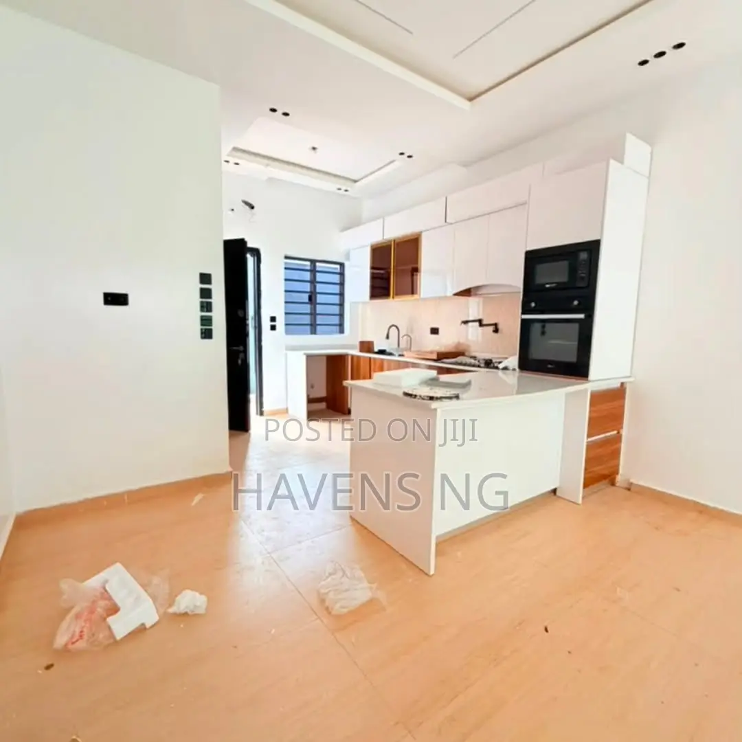 3bdrm Apartment in Ikeja GRA for sale in Ikeja GRA