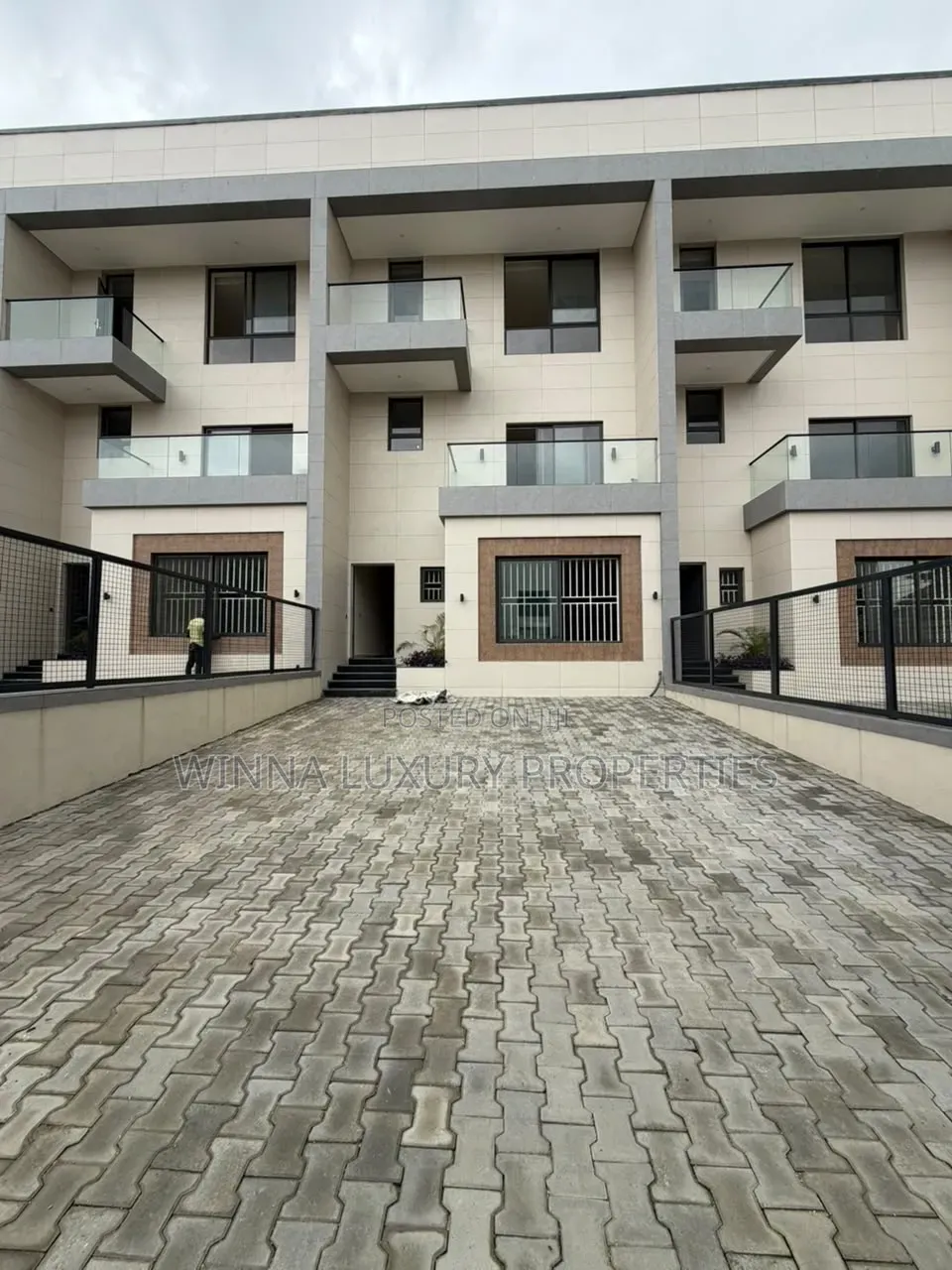 6bdrm Townhouse/Terrace in Katampe Extension for sale in Katampe