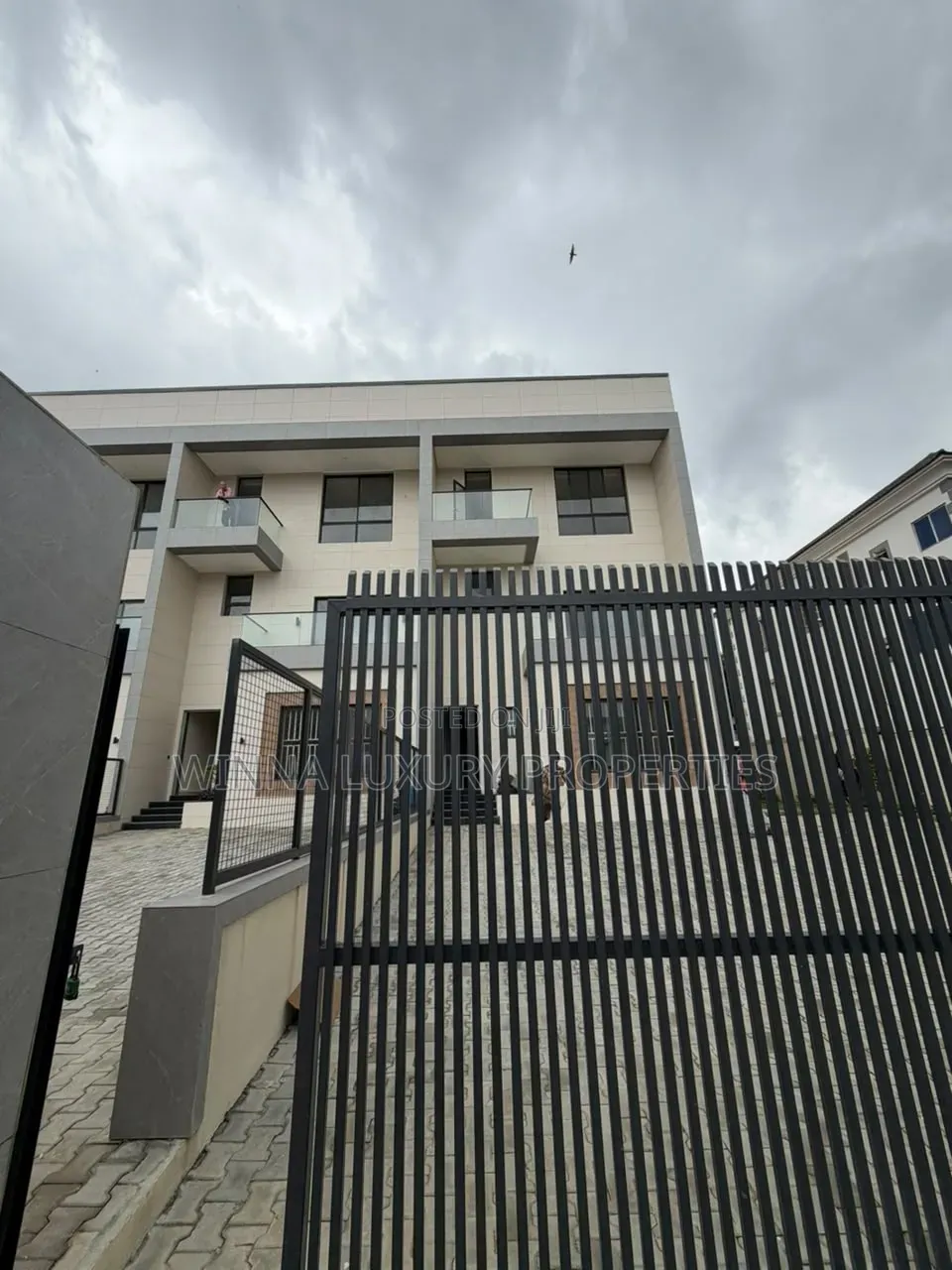 6bdrm Townhouse/Terrace in Katampe Extension for sale in Katampe