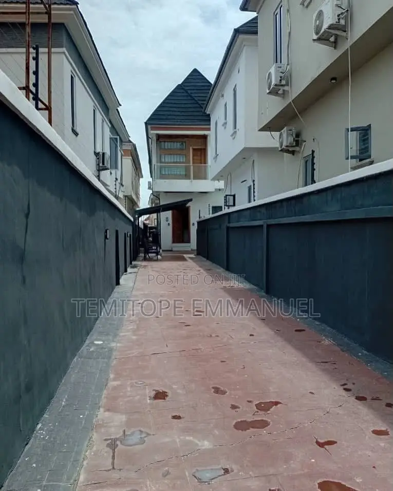 Furnished 4bdrm Duplex in Thomas Estate for rent in Thomas Estate