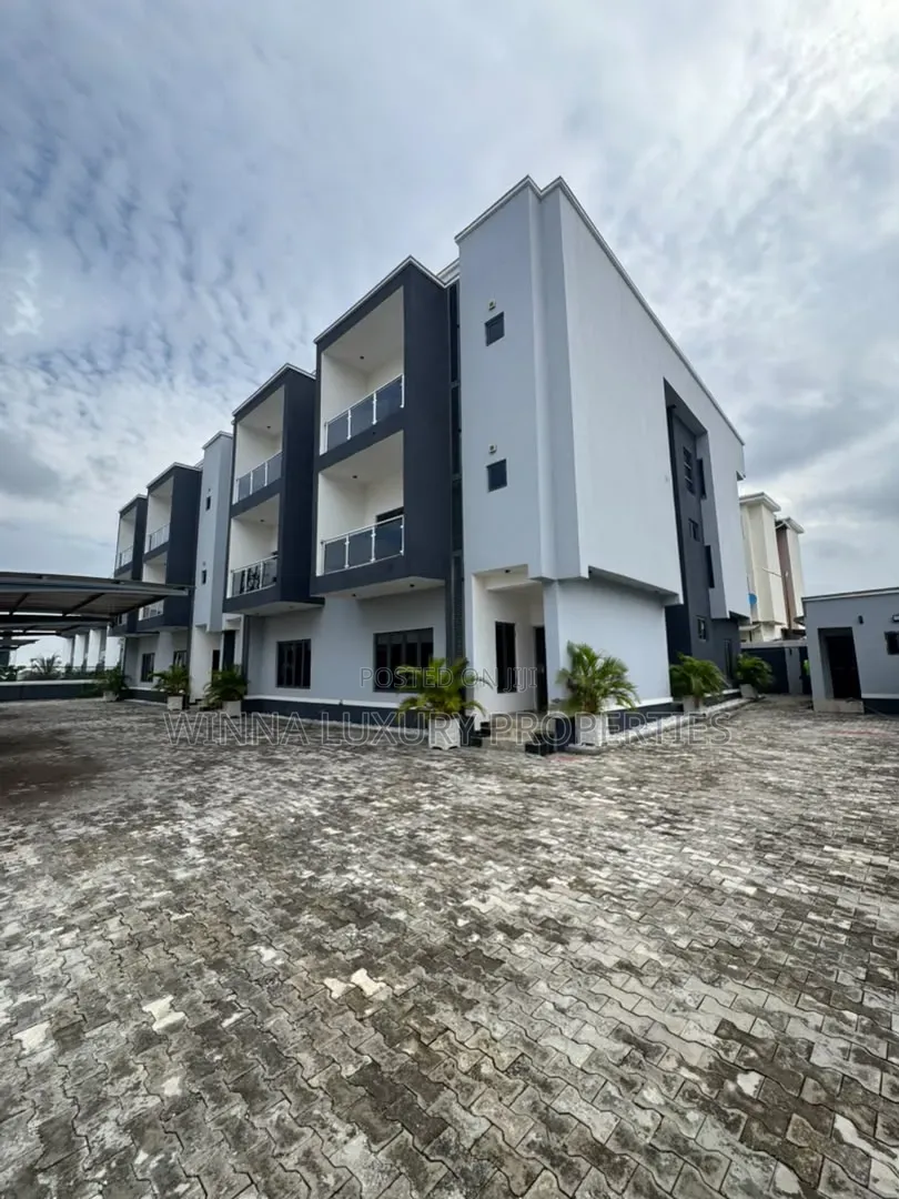 5bdrm Townhouse/Terrace in Jahi for sale in Jahi