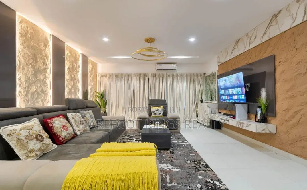 Luxury 2Bedroom in Lekki Phase 1