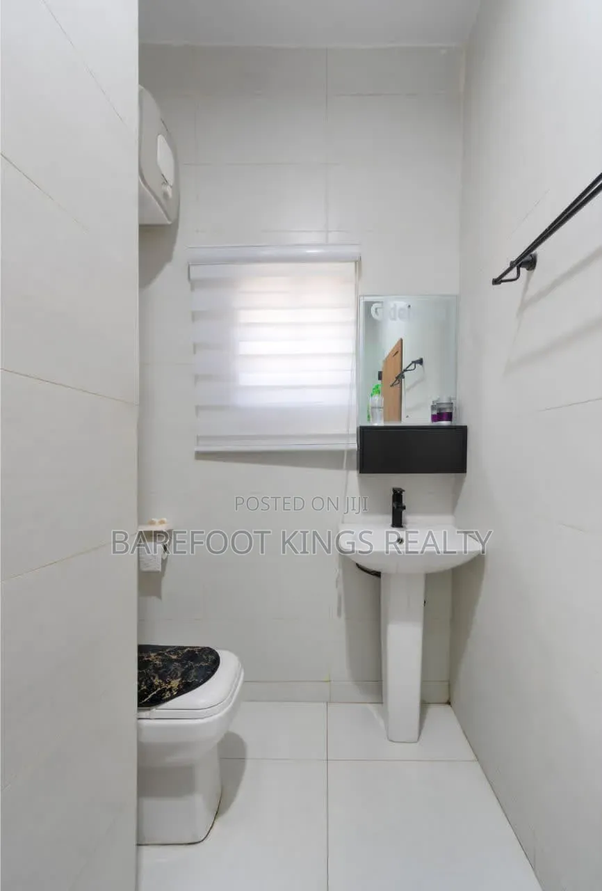 Luxury 2Bedroom in Lekki Phase 1