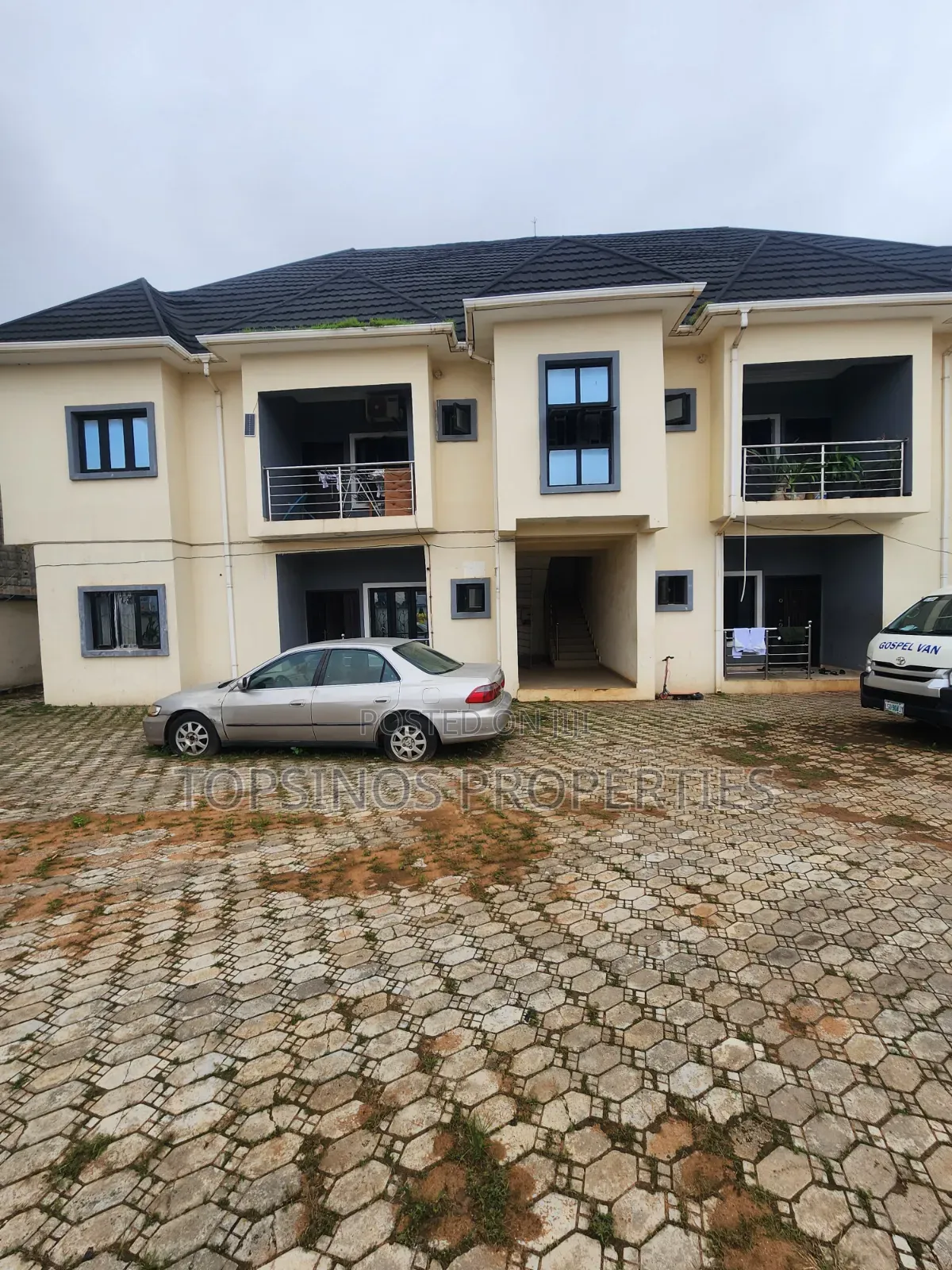 2bdrm Block of Flats in Close To Living for rent in Dawaki