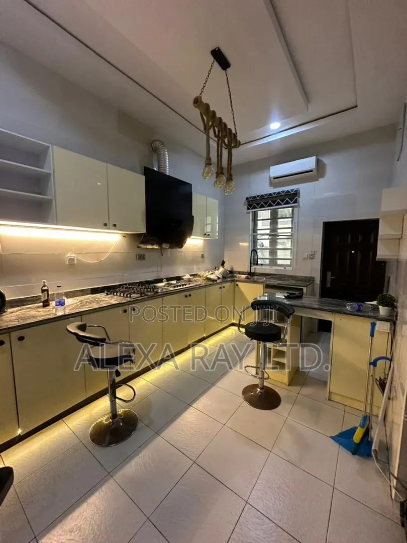 Furnished 4bdrm Duplex in Ikota for rent in Ikota