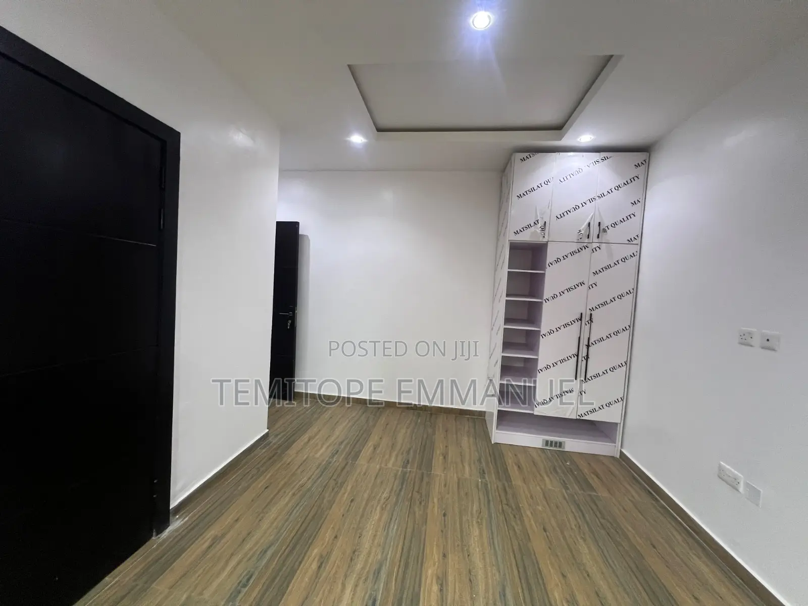 Furnished 20bdrm Block of Flats in Lekki Phase 1 for rent in Lekki Phase 1