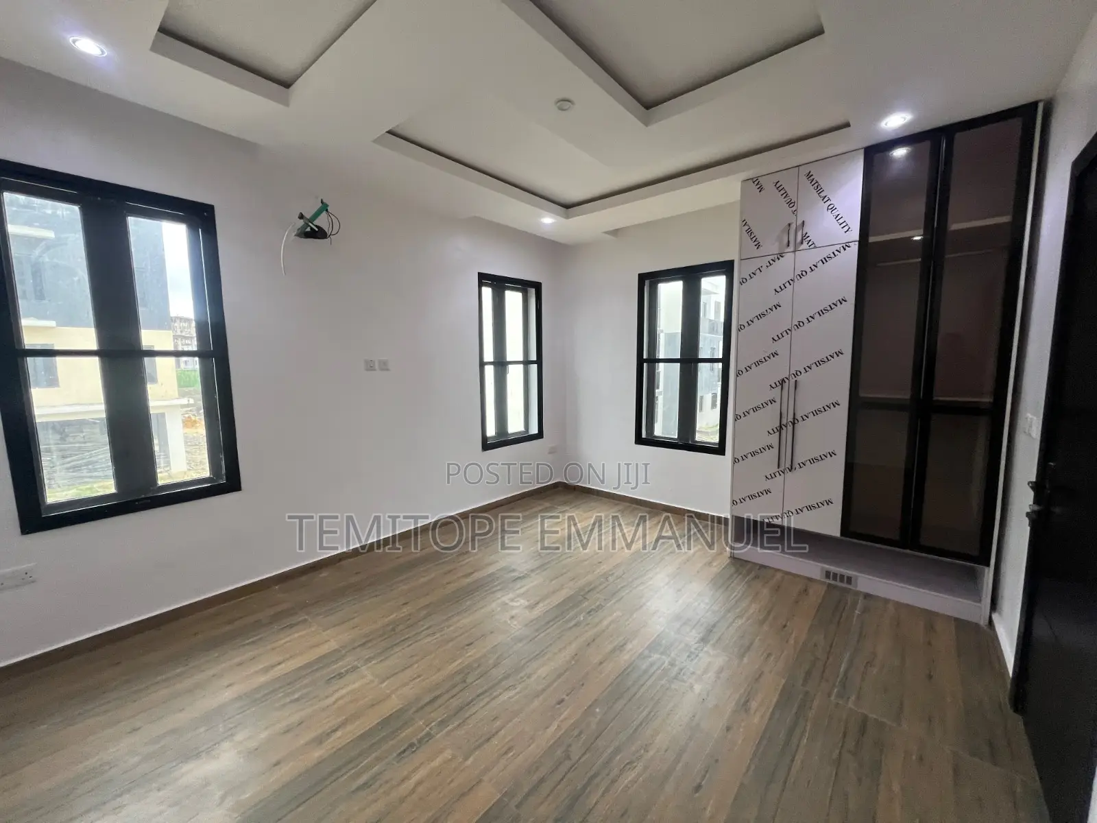 Furnished 20bdrm Block of Flats in Lekki Phase 1 for rent in Lekki Phase 1