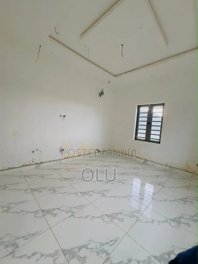 Furnished 6bdrm Duplex in Magodo Gra Ph2 for sale in GRA Phase 2 Shangisha