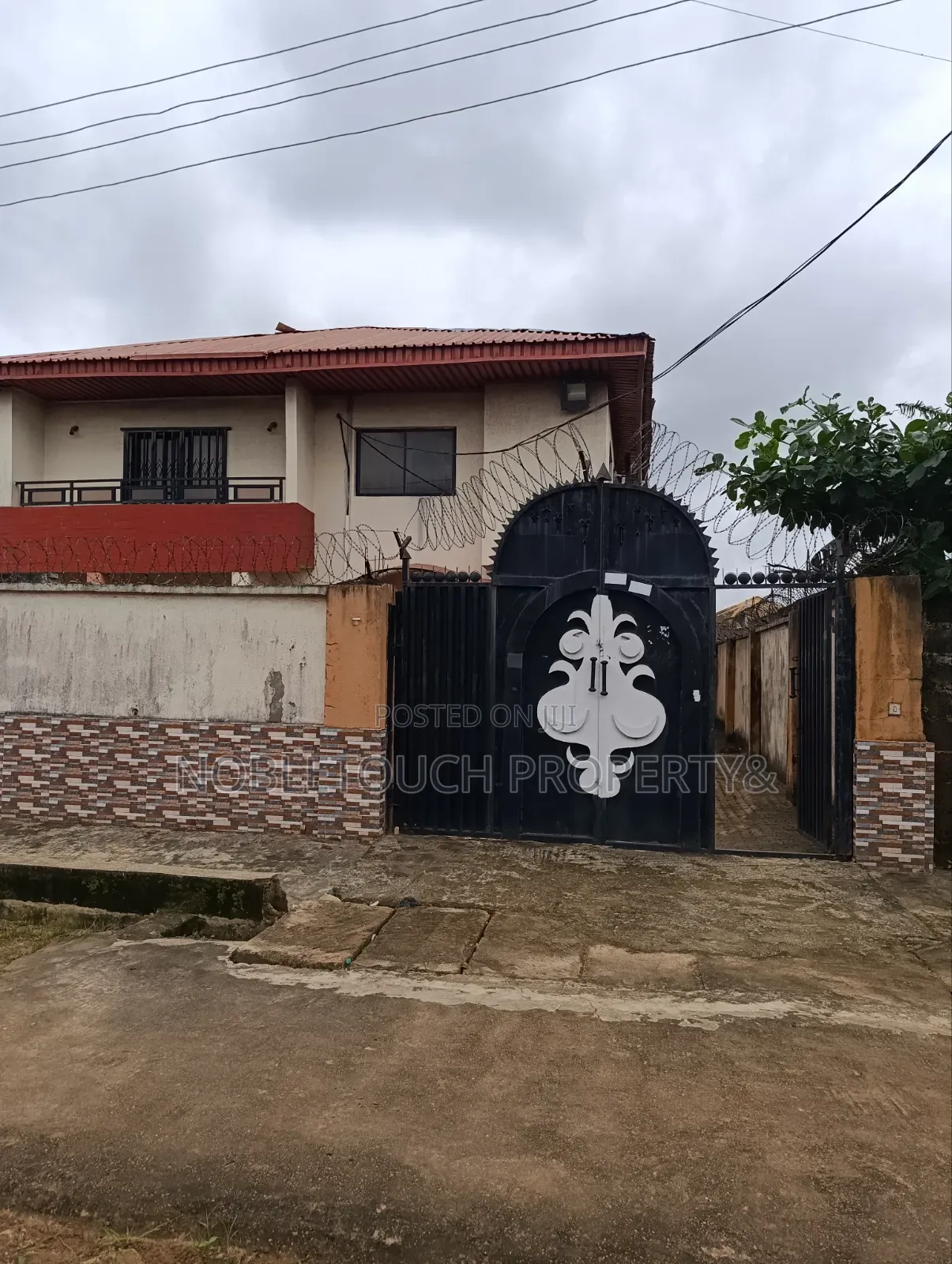 5bdrm Duplex in Grace Land Estate for sale in Iseri Olofin