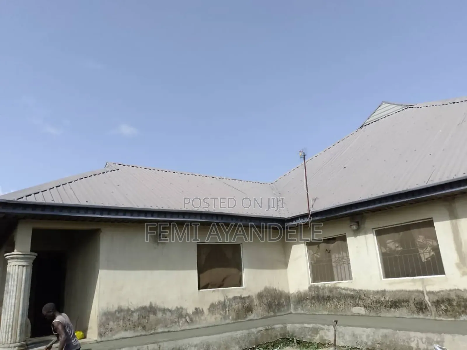 Furnished 4bdrm Bungalow in Igbogbo Estate for sale in Igbogbo
