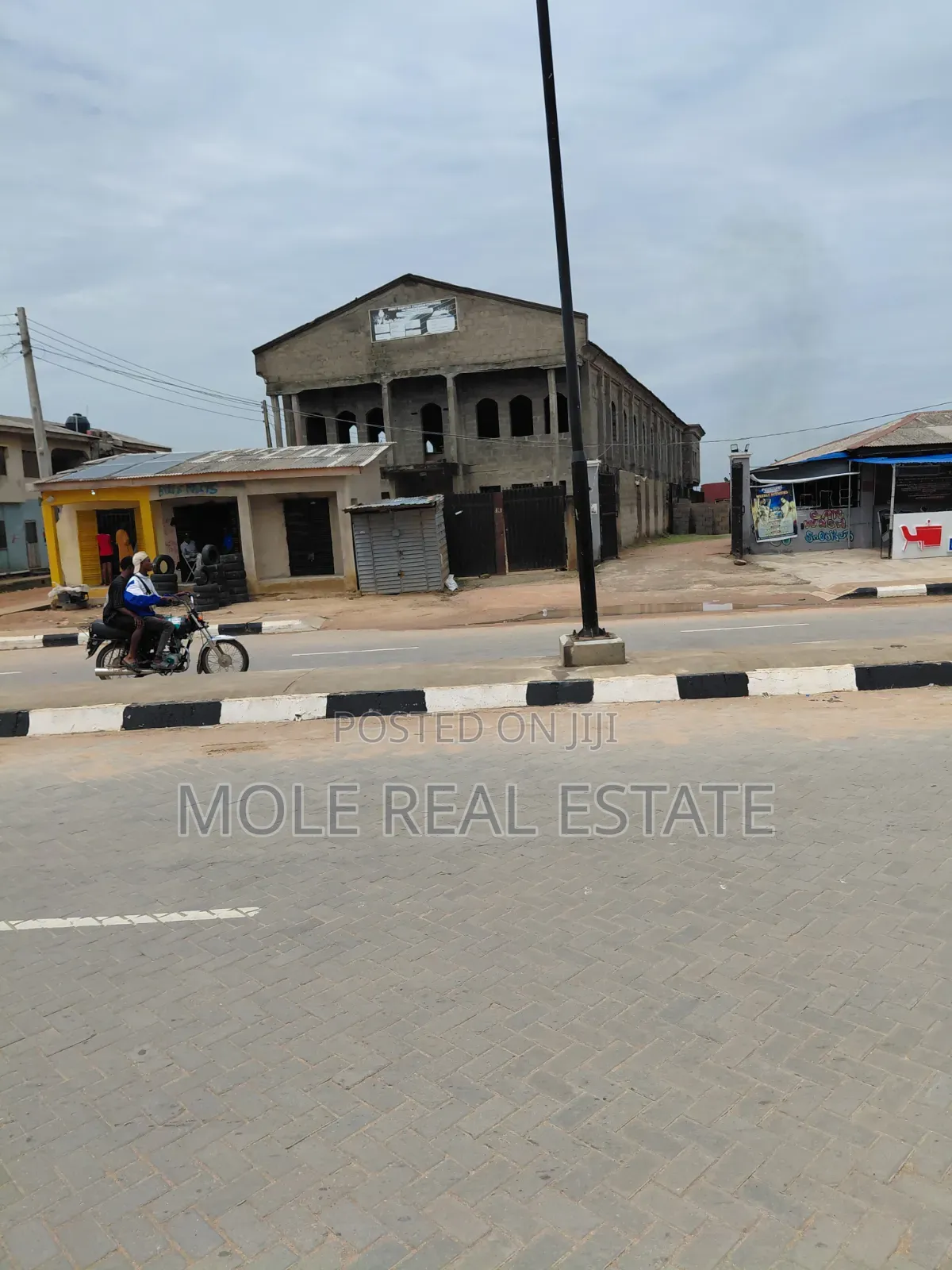 70,000sqm Facing Leki Epe Expressway by Mayfair Lagos in Lekki Expressway