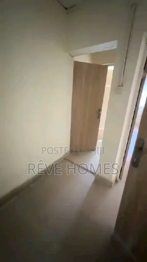 3bdrm Block of Flats in Akoka for rent in Akoka