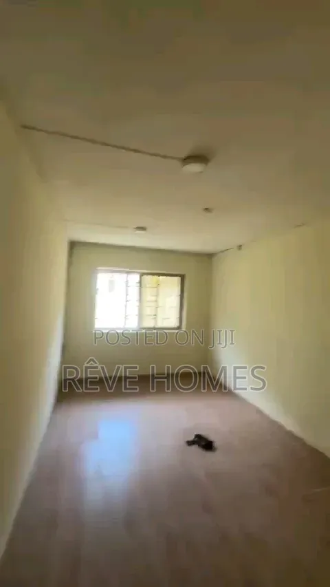 3bdrm Block of Flats in Akoka for rent in Akoka