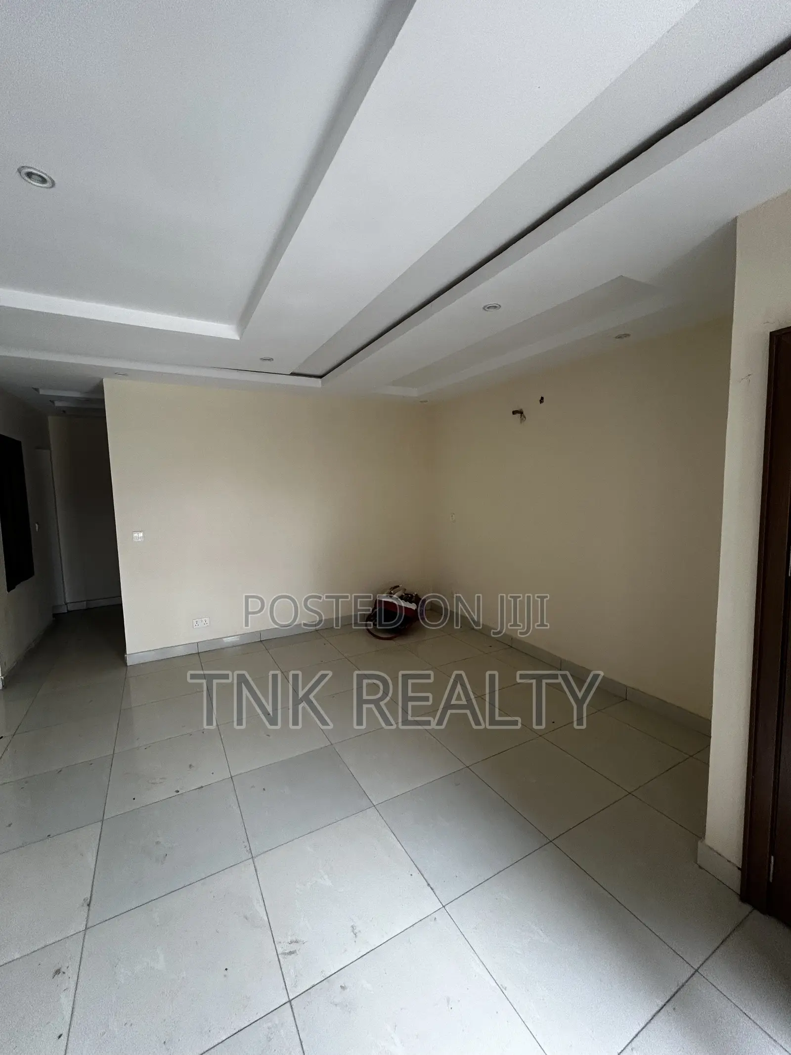 Furnished 3bdrm Townhouse/Terrace in Jahi for sale in Jahi