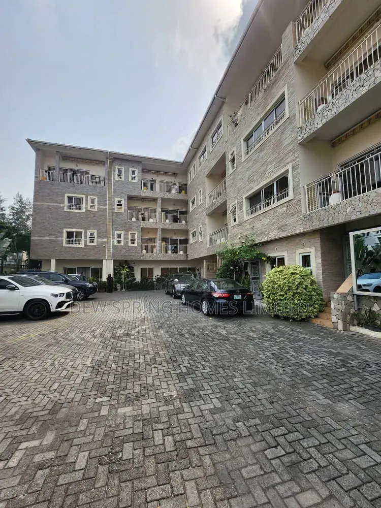Furnished 20bdrm Mansion in Banana Island for sale in Banana Island
